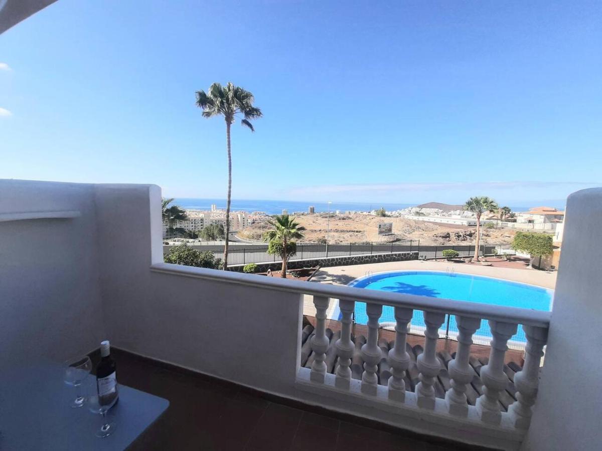 1 Bedroom Giuly Sea Views In Los Cristianos لوس كريستيانوس المظهر الخارجي الصورة