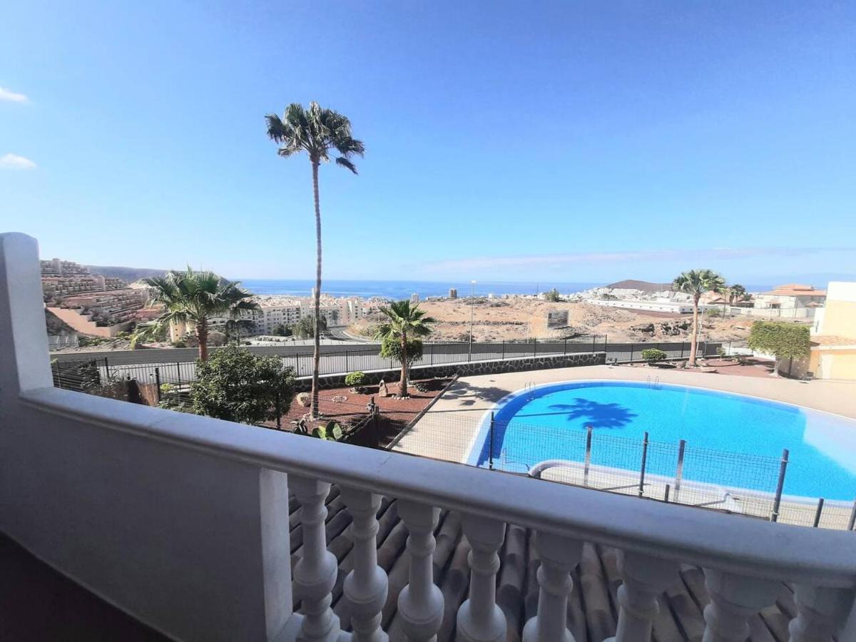 1 Bedroom Giuly Sea Views In Los Cristianos لوس كريستيانوس المظهر الخارجي الصورة